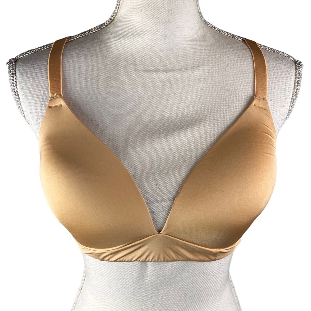 Serra Racerback Wireless Lace Bra Nude 36 D Style 12229 Soft Cups